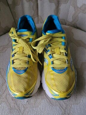 SAUCONY KINVARA SNEAKERS POWERGRID RUNNING SHOES TRAINING YELLOW BLUE WOMEN'S 7